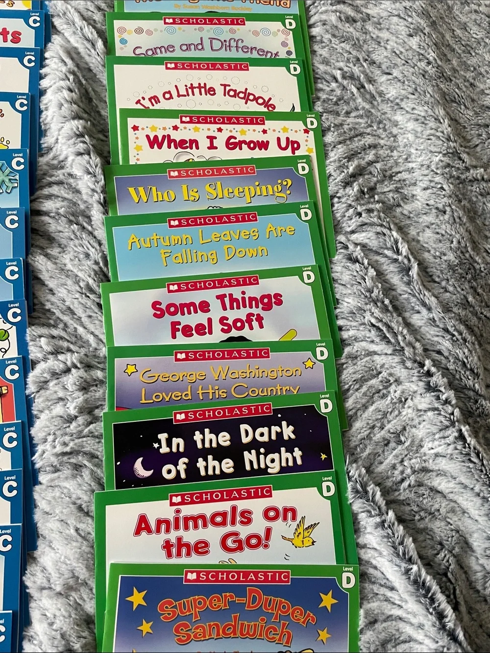 Scholastic Mini Early Reader Book Set - Red, Blue, Green, Yellow